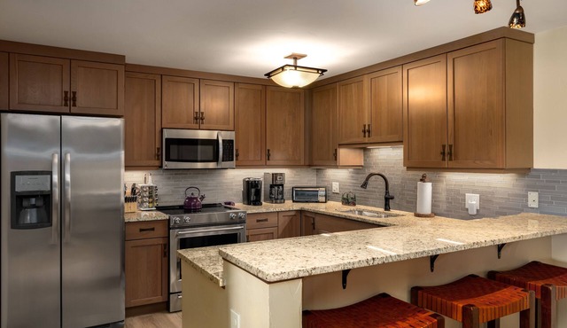 Bear Claw 408 Exceptional On Mountain Condo With Ski-In/Ski-Out Access!