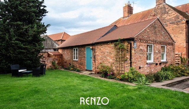 Beautiful 1-bed Cottage in Nottingham by Renzo, Stunning Countryside Location!