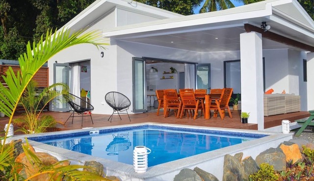 Beautiful 2Bedroom Private Villa located Inland Close to Beach, Sunset Side Pool