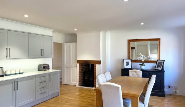 Beautiful 5 bedroom Family Home in Epping Countryside