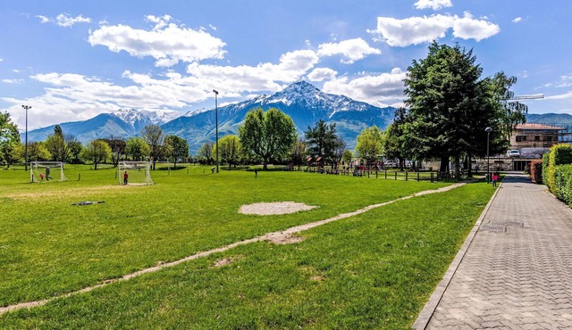 Beautiful apartment for 4 guests with WIFI, TV, patio, pets allowed and panoramic view