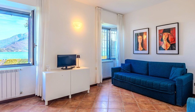 Beautiful apartment for 4 people with WIFI, TV and patio