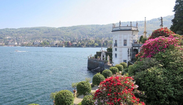 Beautiful apartment for 4 guests with pool, WIFI, TV and terrace