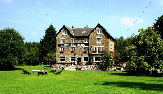 Beautiful country house in the Ardennes with lots of privacy
