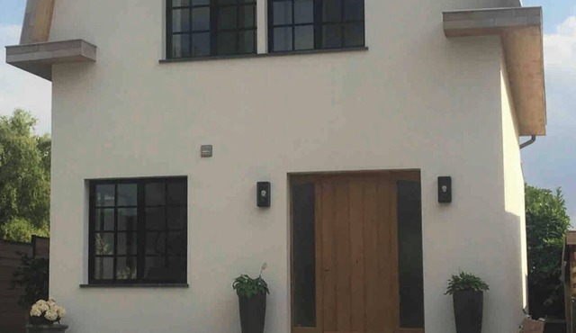 Beautiful charming house central but quiet located