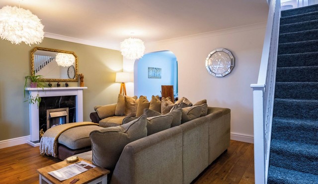Beautiful House in Cambridge, Free Parking, No Sofabeds, Sleeps 6
