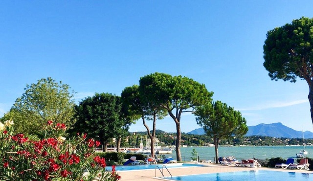 Beautiful villa for 4 people with A/C, pool, WIFI, TV and terrace