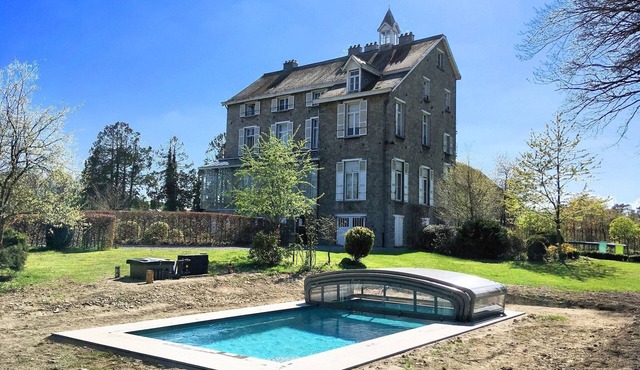 Beautiful manor house in a park near Rochefort