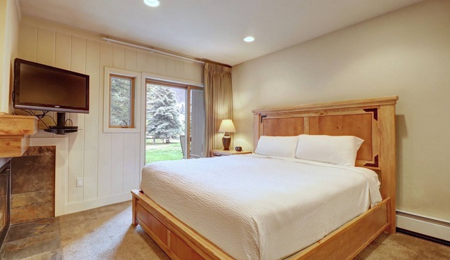 Beautiful Mountain Studio