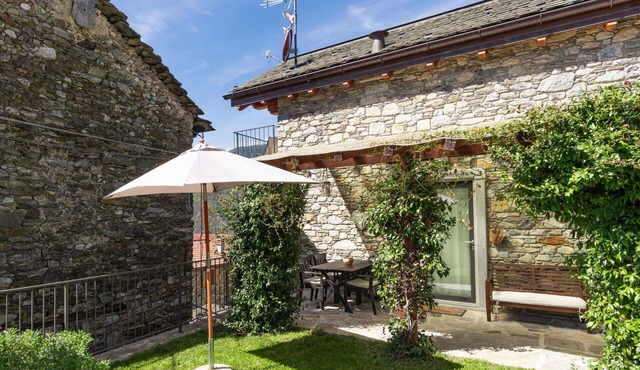 Beautiful private villa for 4 guests with WIFI, TV, terrace and pets allowed
