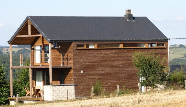 Beautiful vacation home for 2 to 6 adults (and 2 children)