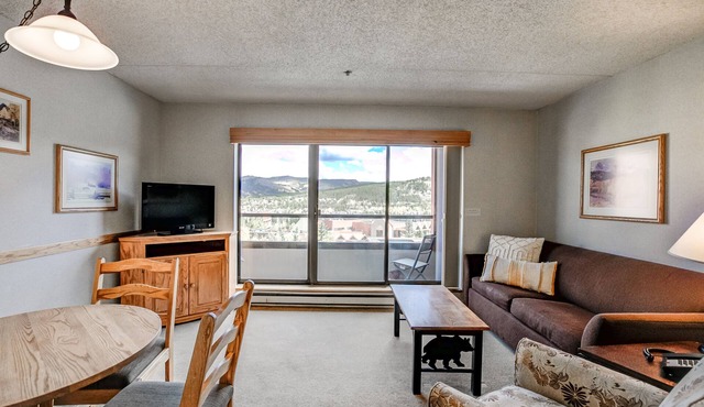 Beaver Run Moonrise Condo: Ski-In, Ski-Out, Great Views