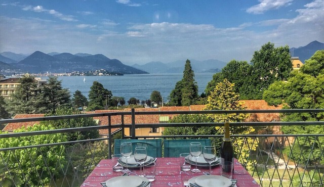 Bella apartment in the center of Stresa
