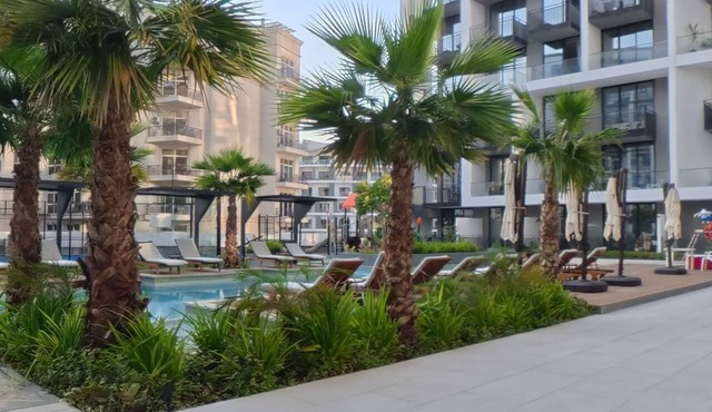 Beverly Boulevard By HMB HOMES