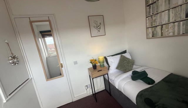 Blakelands 2 bed house