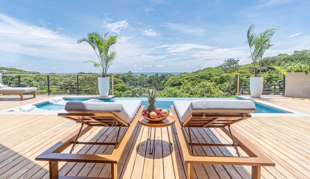 Blanco Mar Ocean View 3-bedroom villa in Santa Teresa