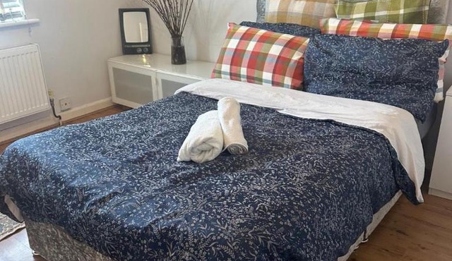 Blissful double bedroom in St Albans