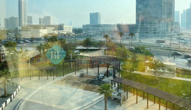 Bloomfields Spacious 1BR in Sun Tower Al Reem
