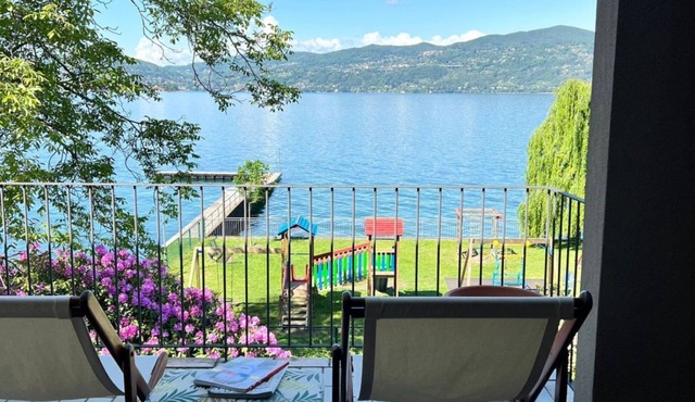 Bnbook Casa Luccio Vista lago-Ispra
