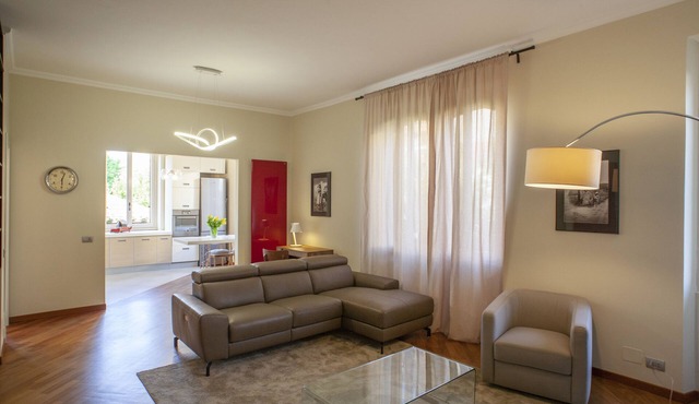 BRIGHT AND COMFY IN A BEAUTIFUL CONTEMPORARY HOME
