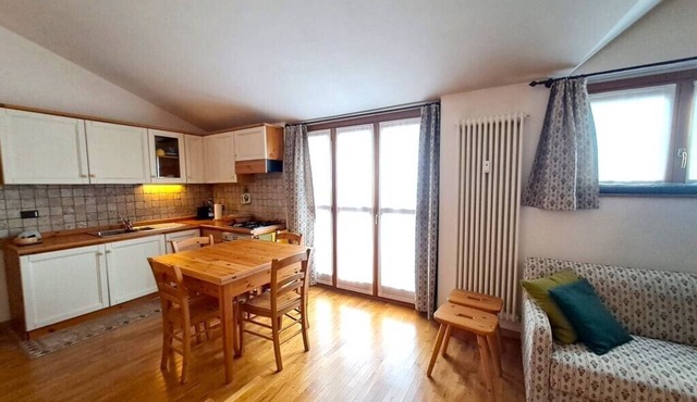 Bright one-bedroom apartment with panoramic view terrace