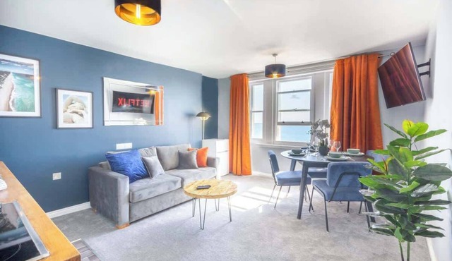 Brighton Heights With Sea Views