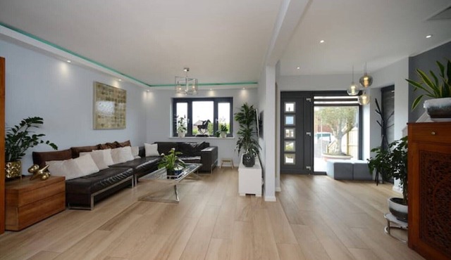 Brighton Seaside Retreat