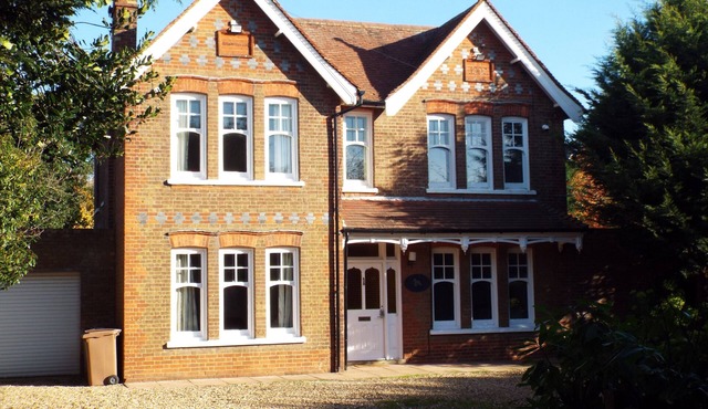 Brookside Lodge