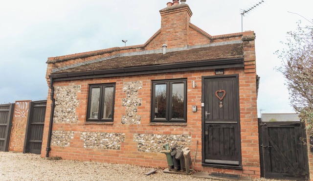 Bull Pen Cottage | A Luxury Cosy Countryside Retreat