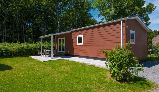 Camping Natuurlijk Limburg - Chalet 4 by Interhome