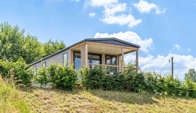 Camping Papillon Bouillon - Vakantiehuis Premium by Interhome