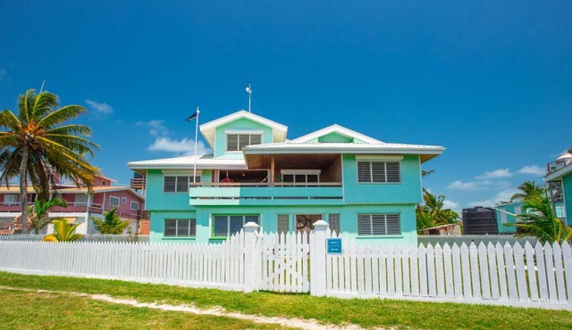 Casa Al Mar, St. George's Caye - Belize