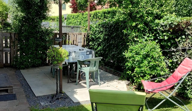 Casa Dori, with garden, sleeps 4/5, near the city center, airport
