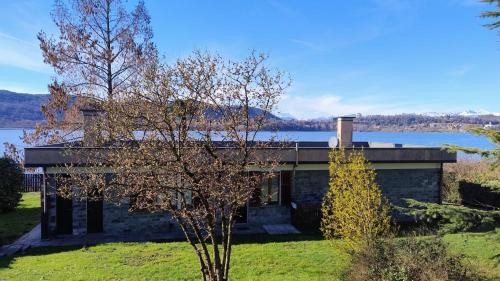 Casa Gaiani Villetta in riva al lago vista mozzafiato