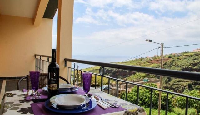 Casa Simão Holidays at Calheta