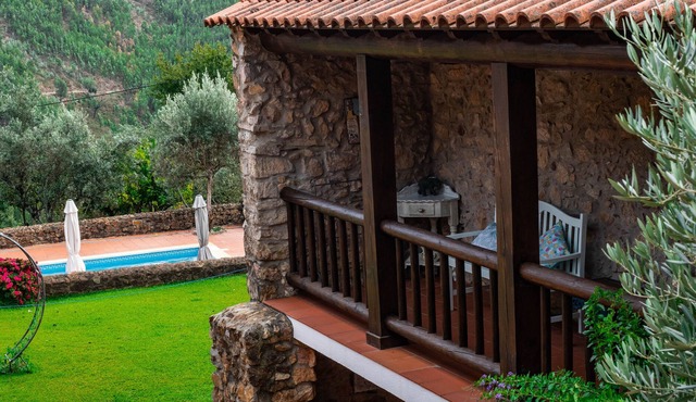 Casas Do Favacal - a traditional Xisto house