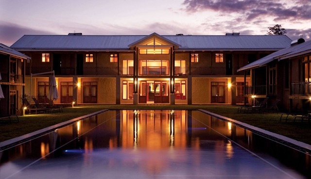 Casterbridge Hollow Boutique Hotel