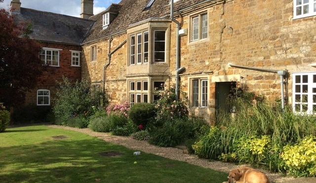 Castle Farm House B&B