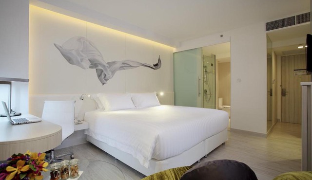 Centara Watergate Pavilion Hotel Bangkok