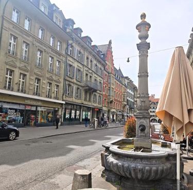 Central 2-Room Apartment in City Center