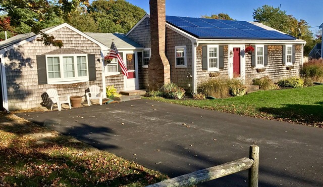 Central Air Conditioning, Near the Beach, Gated Yard