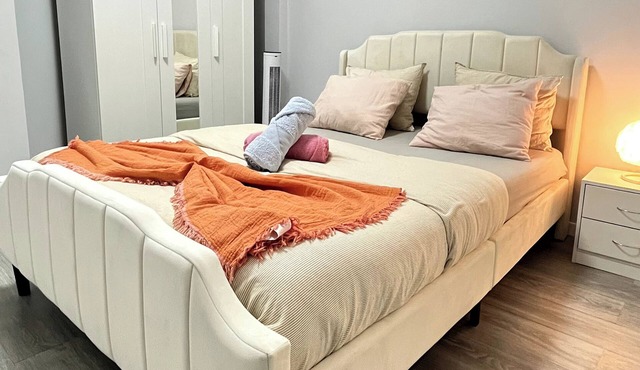 Chachino Guest House -5 minuets walk to Train & Bus Station