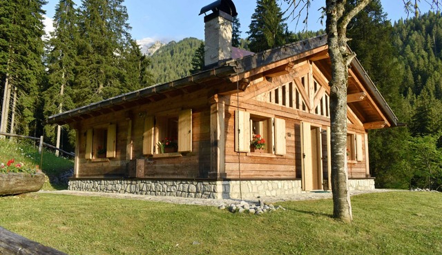CHALET BRENTA DOLOMITES