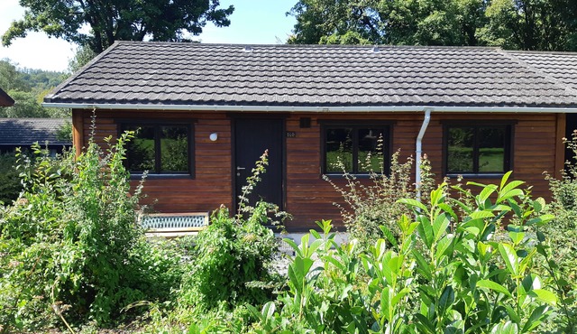 Chalet into the woods