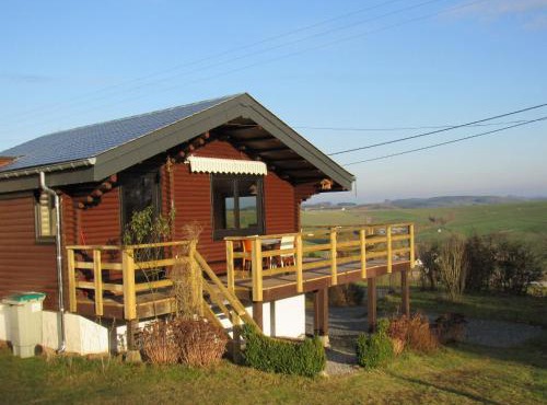 chalet with panoramic view & fenced garden