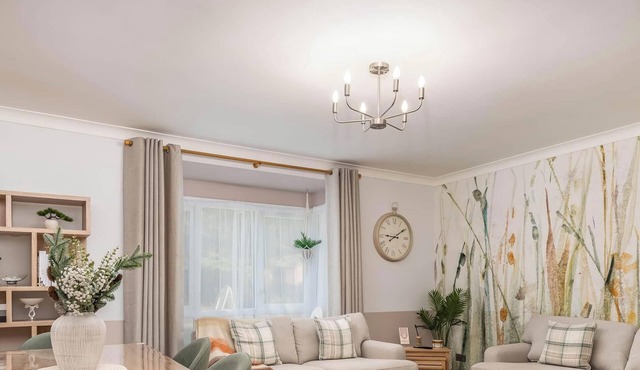 Chalfont Haven - Stylish 2-Bed Apartment, with Free Parking