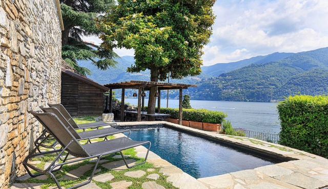 Character villa with pool and views over Lake Como! - Villa Pura