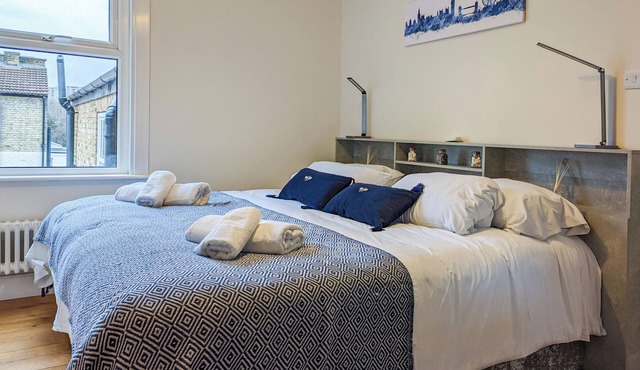 Charming 3BR in Trendy Tottenham Neighborhood