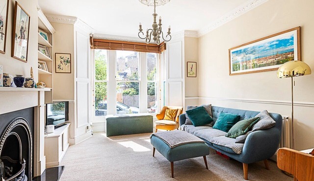 Charming London Retreat