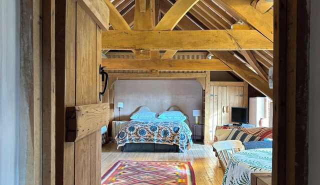 Charming, rustic self-contained Farmhouse Annexe near Oxford